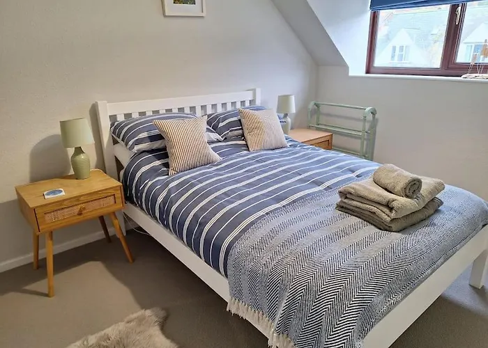 Two Bedroom Apartment Close To The Beach