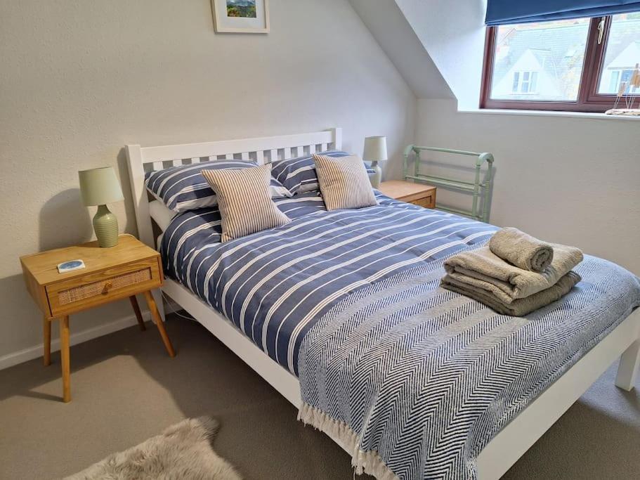 Two Bedroom Close To The * Beer