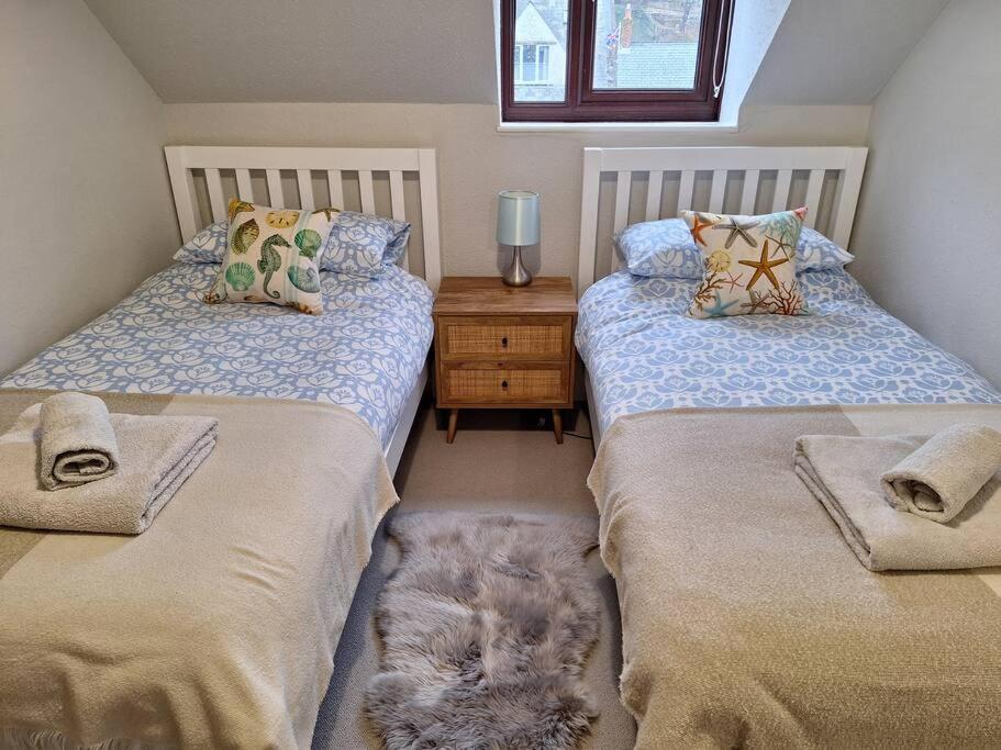Two Bedroom Close To The *